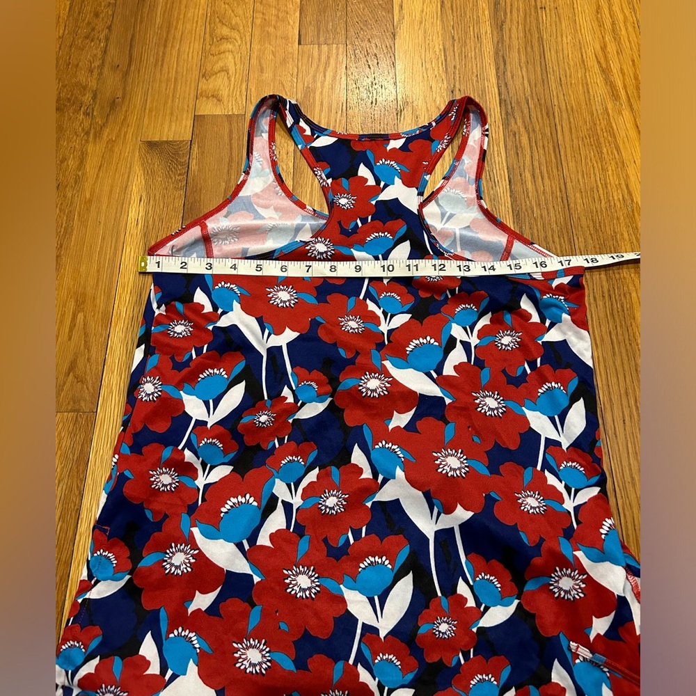 BOGO Xersion Razorback Top - Picture 4 of 6